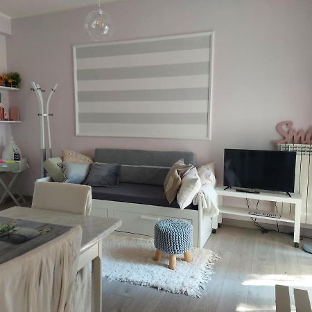ל'אקווילה La Pineta - Delightful Small Apartment Near The City Center מראה חיצוני תמונה